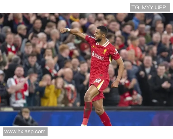 曼联签下巴西前锋，引发球迷热议：曼联未来的进攻核心？